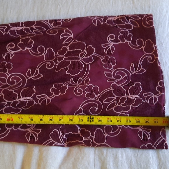 Anthropologie Dress, Size 0, Burgundy, Sleeveless. - Picture 5 of 5